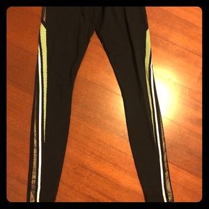 LORNA JANE ULTIMATE SUPPORT LEGGING - LIKE NEW